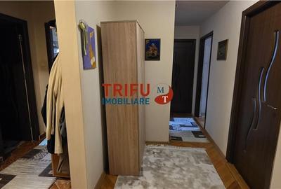 Apartament cu 3 camere decomandat în Cetate