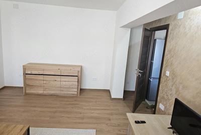 Apartament cu 2 camere semidecomandat în Ultracentral