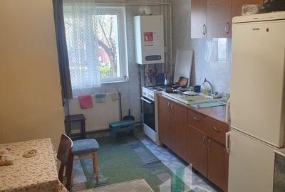 Apartament cu 3 camere decomandat, mobilat în Mănăștur