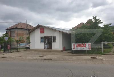 Spațiu comercial, de 40 mp, în Central - 4