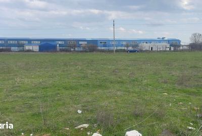 Teren de 1000 mp, în Central - 3