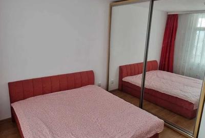 Apartament cu 2 camere semidecomandat în Gara de Nord