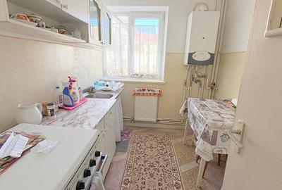 Apartament cu 2 camere decomandat, mobilat în 9 Mai - 6