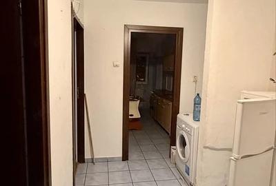 Garsonieră decomandată în 13 Septembrie