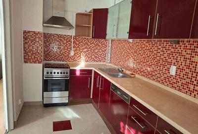 Apartament cu 2 camere semidecomandat în Micro 16