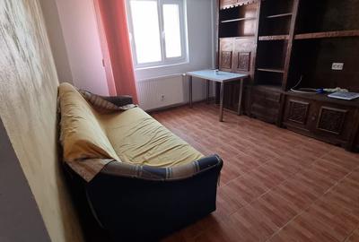 Apartament cu 2 camere semidecomandat în Tei - 12