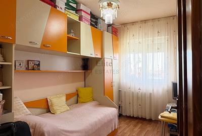 Apartament cu 3 camere decomandat în Nufărul - 4