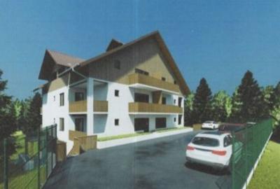 Casă cu 5 camere cu Teren 893 Mp în Central - 2