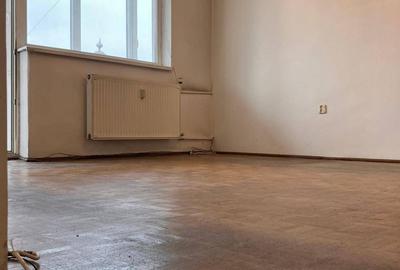 Apartament cu 3 camere în Grigorescu