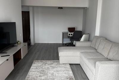 Apartament cu 2 camere decomandat, mobilat în Central