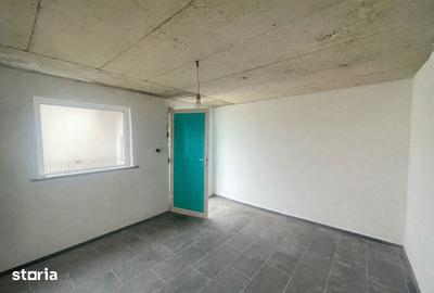 Casă cu 4 camere cu Teren 600 Mp în Central