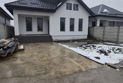 Casă cu 3 camere cu Teren 280 Mp în Central - 6