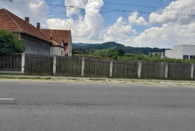 Teren de 24295 mp, în Vama Buzăului