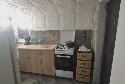 Casă cu 1 camere cu Teren 50 Mp în Podu Roș