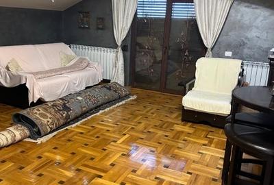 Casă individuală cu 3 camere cu Canalizare în Km 5 - 11