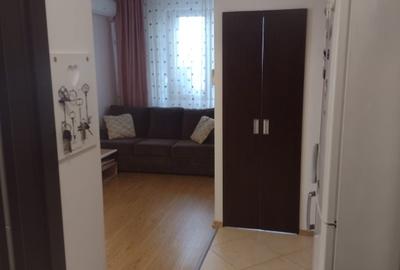Apartament cu 3 camere semidecomandat în Rahova - 4