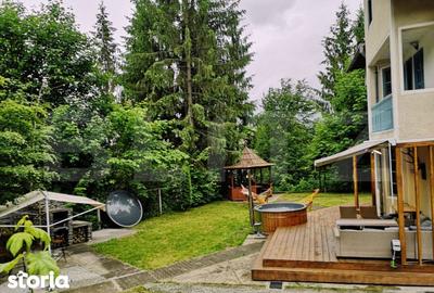 Casă cu 6 camere cu Teren 2200 Mp în Central