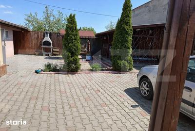 Casă cu 4 camere cu Teren 960 Mp în Central - 8