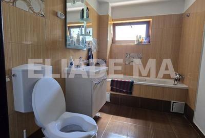 Casă cu 4 camere cu Teren 973 Mp în Valu lui Traian