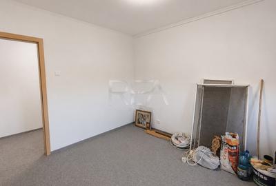 Apartament cu 2 camere decomandat în Titan - 4