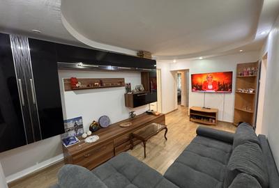 Apartament cu 4 camere decomandat, mobilat în Lăpuș