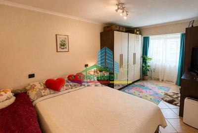 Apartament cu 4 camere decomandat în Ultracentral