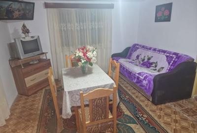 Casă cu 4 camere în Păunești - 4