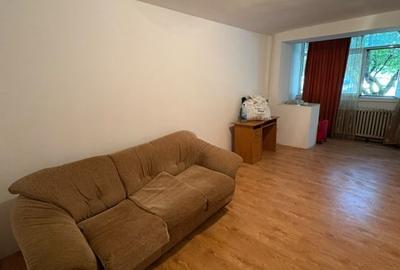 Apartament cu 2 camere decomandat în Brazda lui Novac