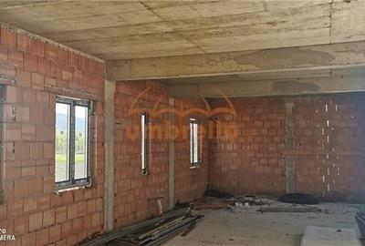Casă individuală cu 19 camere cu Canalizare în Iclod - 21