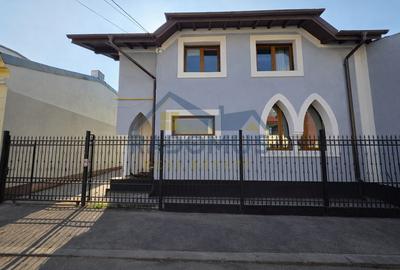Casă individuală cu 5 camere cu Canalizare în Ana Ipătescu - 1