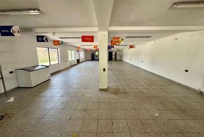 Spațiu comercial, de 469 mp, în Central - 2
