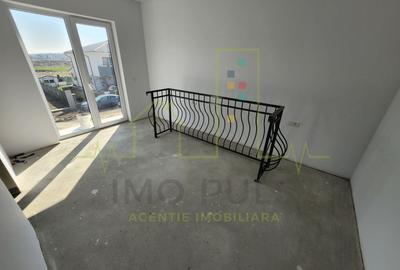 Duplex cu 5 camere cu Canalizare în Dumbrăvița - 13