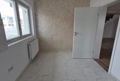 Casă cu 4 camere cu Canalizare în Bragadiru - 9