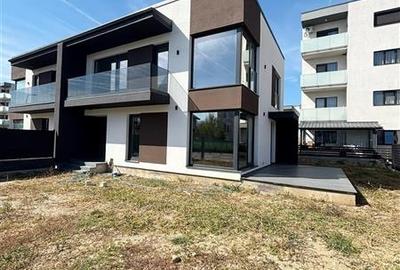 Duplex cu 4 camere cu Canalizare în Ghimbav Livadă - 1