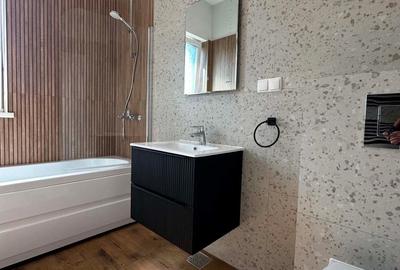 Apartament cu 2 camere semidecomandat în Botizului