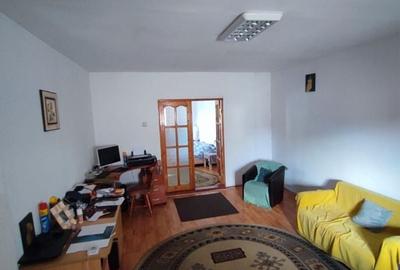 Spațiu comercial, de 30 mp, în Patriei - 2
