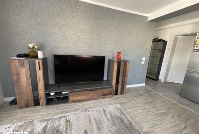 Apartament cu 3 camere în Roșu