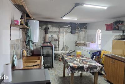 Casă cu 5 camere cu Teren 2800 Mp în Odoreu