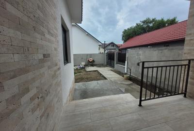 Casă individuală cu 4 camere cu Teren 200 Mp în Est - 7