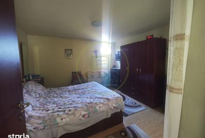 Casă cu 5 camere cu Teren 1073 Mp în Lascăr Catargiu - 2