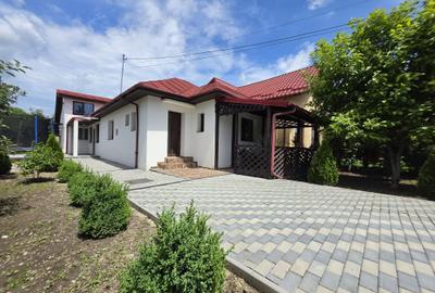 Casă cu 6 camere cu Teren 557 Mp în Berceni - 1