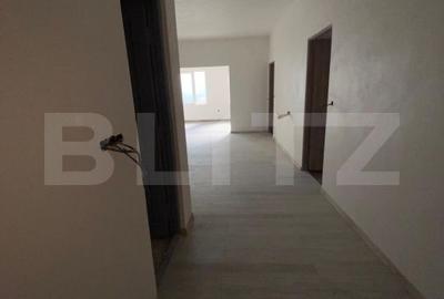 Apartament cu 5 camere în Decebal