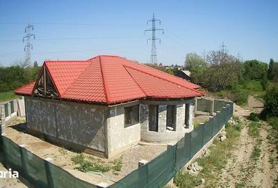 Casă cu 3 camere cu Teren 300 Mp în Central