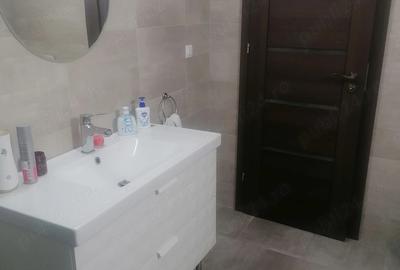 Casă cu Teren 450 Mp în Bereasca