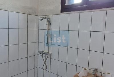 Casă cu 6 camere cu Garaj în Central - 6