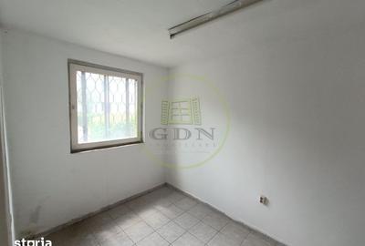Spațiu comercial, de 42 mp, în Central - 5