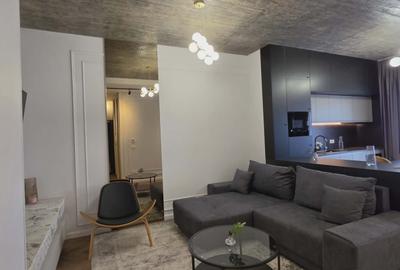 Apartament cu 2 camere nedecomandat în Cantemir