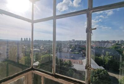 Apartament cu 2 camere decomandat în Centru Civic