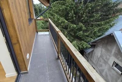Apartament cu 2 camere decomandat în Zamora