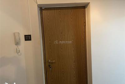 Apartament cu 3 camere decomandat în P-ța Muncii - 2